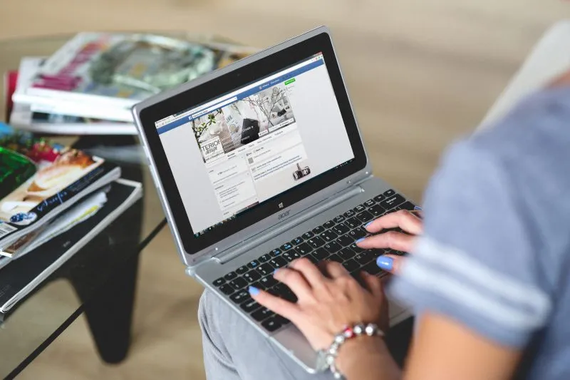 Reklama w internecie - jakie przynosi korzyści?